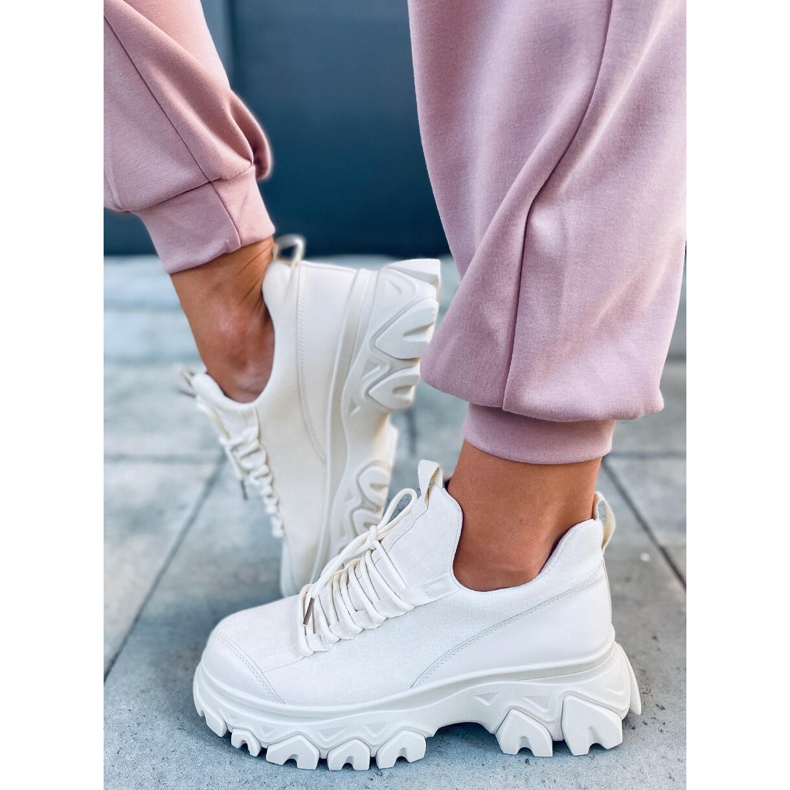 Zapatillas deportivas de suela alta Huggy Beige 1