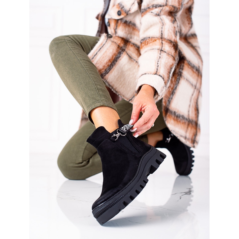 W. Potocki Trabajadores Potocki de ante negro 1 W. Potocki Trabajadores Potocki de ante negro 1