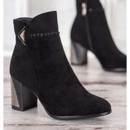 Botas negras clásicas en el puesto de Goodin negro 6