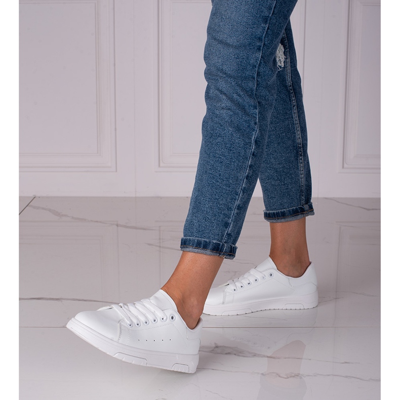 Deportivas de mujer Shelovet blancas fabricadas en piel ecológica blanco 1