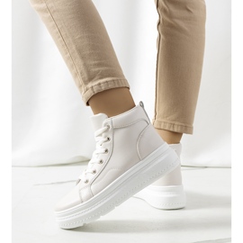 Zapatillas beige al tobillo de Nandew 2