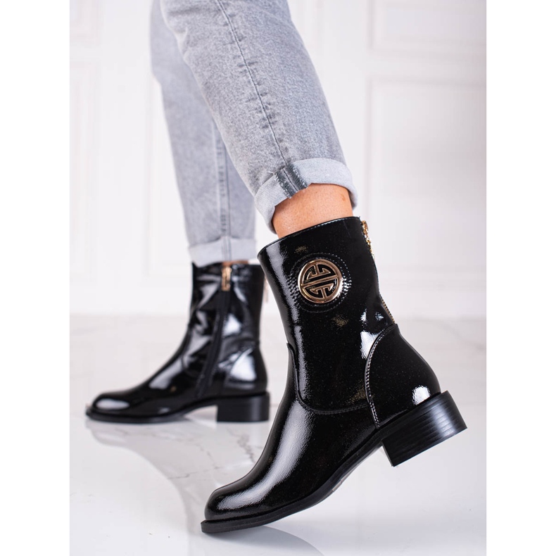 Botas altas lacadas Shelovet negro 1