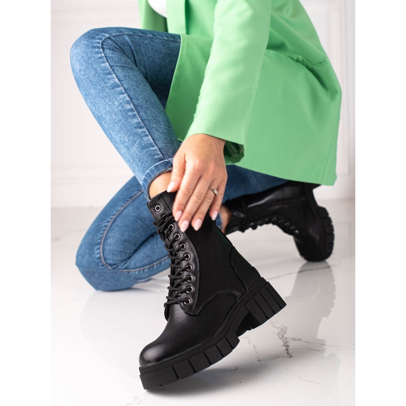 Trabajadoras de Shelovet en una suela gruesa negro 1