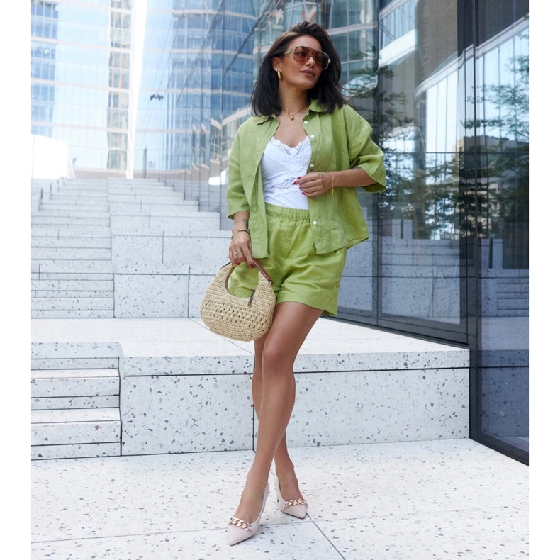 Bombas beige en el puesto Makka. 1 Bombas beige en el puesto Makka. 1