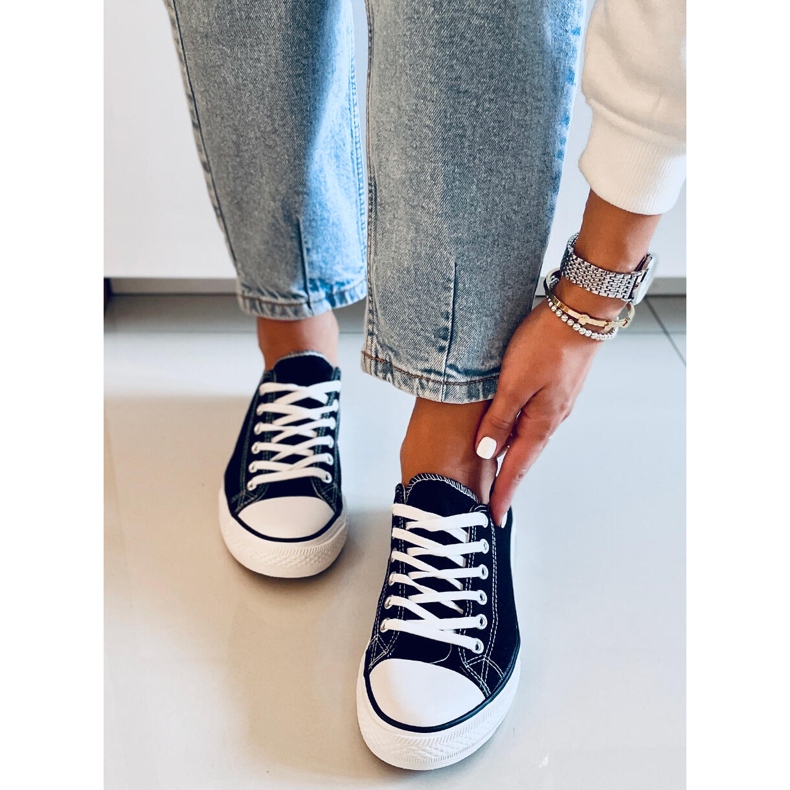 Zapatillas clásicas de mujer Basic Black negro 2