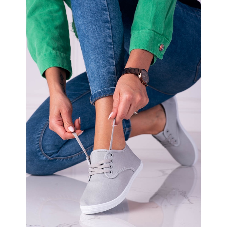 Deportivas ligeras de mujer en tejido Shelovet gris 1