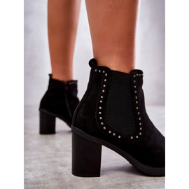 PG1 Botas de ante Cambia negras con tachuelas en un poste negro 8
