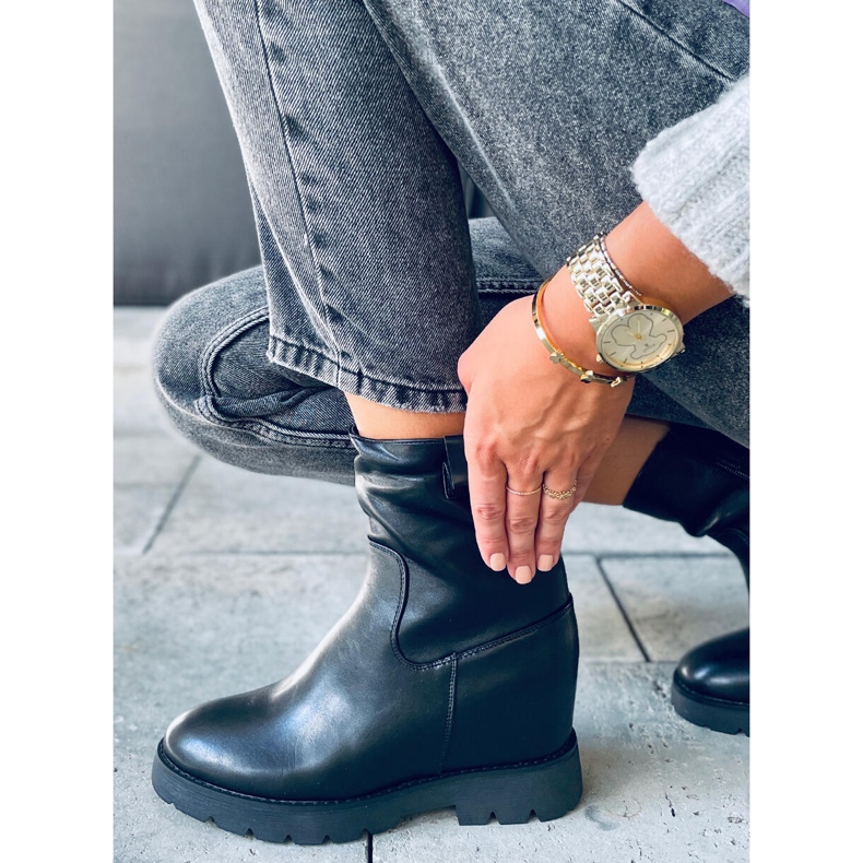 Botas con cuña oculta Luanda Black negro 1 Botas con cuña oculta Luanda Black negro 1