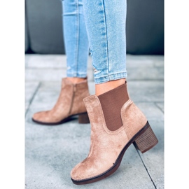 Botas de tacón ancho Fill Beige 1