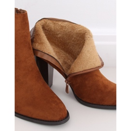 Tacones clasicos Jette Camel marrón 2