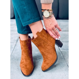 Tacones clasicos Jette Camel marrón 4