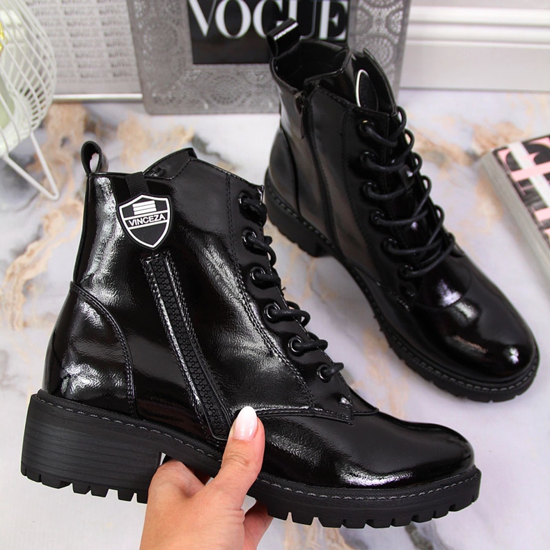 Botas de mujer, botas Vinceza insuladas lacadas en negro 1
