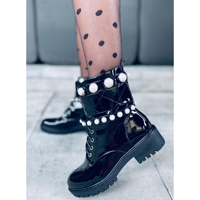 Bolsos lacados con perlas Beni Black negro 1