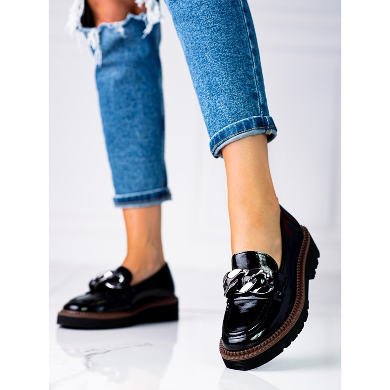 Mocasines de mujer con plataforma Vinceza fabricados en charol negro 1