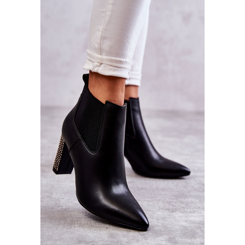 PG1 Elegantes botas Elinor Negras sobre un poste con jets negro 2