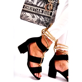 PG1 Sandalias de tacón bajo Erisa en negro 2