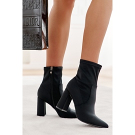 Botas Material Mujer Con Tacón Negro Amile 1