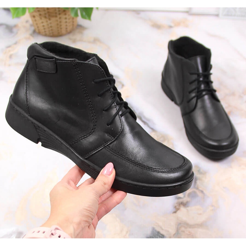 Łukbut Cómodas botas insuladas de piel negra para mujer Lukbut 675 negro 1