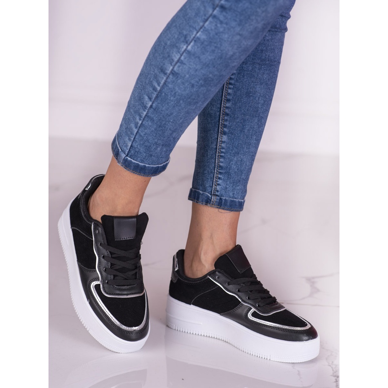 Zapatillas negras con cordones para mujer en una plataforma Shelovet alta negro 1