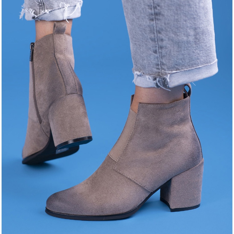 Botines de mujer beige con elástico Shelovet 1