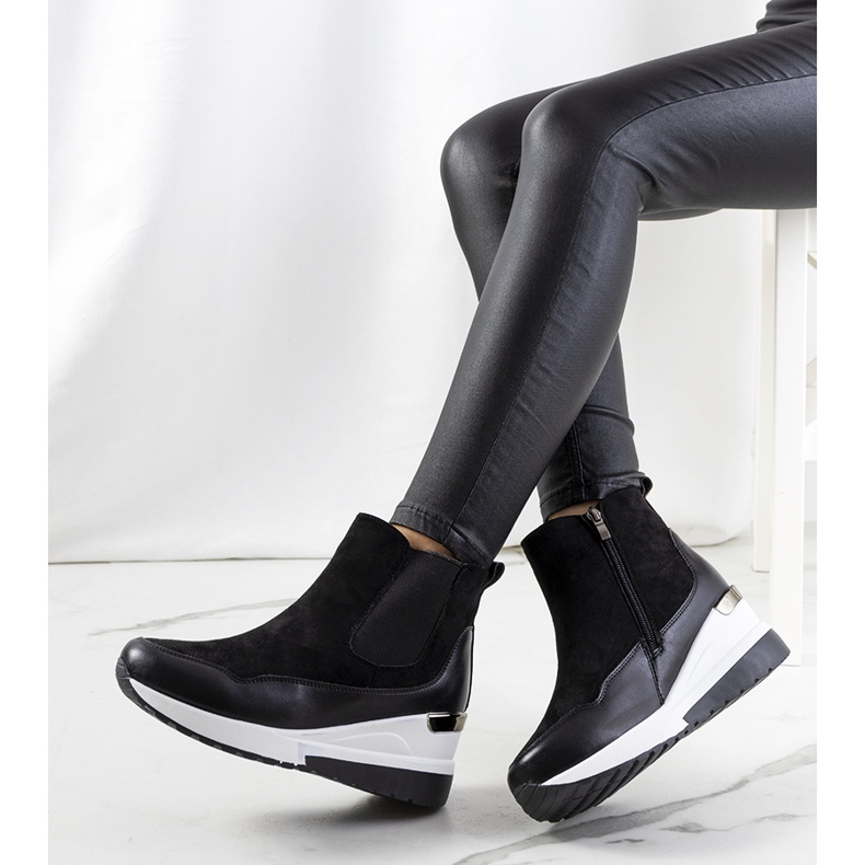 BM Botas negras con cuña y aislamiento Arkala negro 1 BM Botas negras con cuña y aislamiento Arkala negro 1