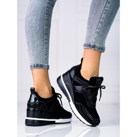 Zapatillas deportivas de mujer con cordones en la cuña Vinceza. negro 2