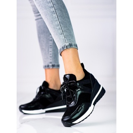 Zapatillas deportivas de mujer con cordones en la cuña Vinceza. negro 1