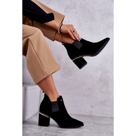 Botas Ante Tacón Laura Messi 2506 Negro 6