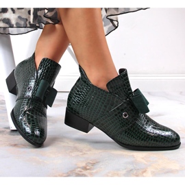 Botas de mujer Botines Jodhpur con lazo Potocki lacado en verde 2