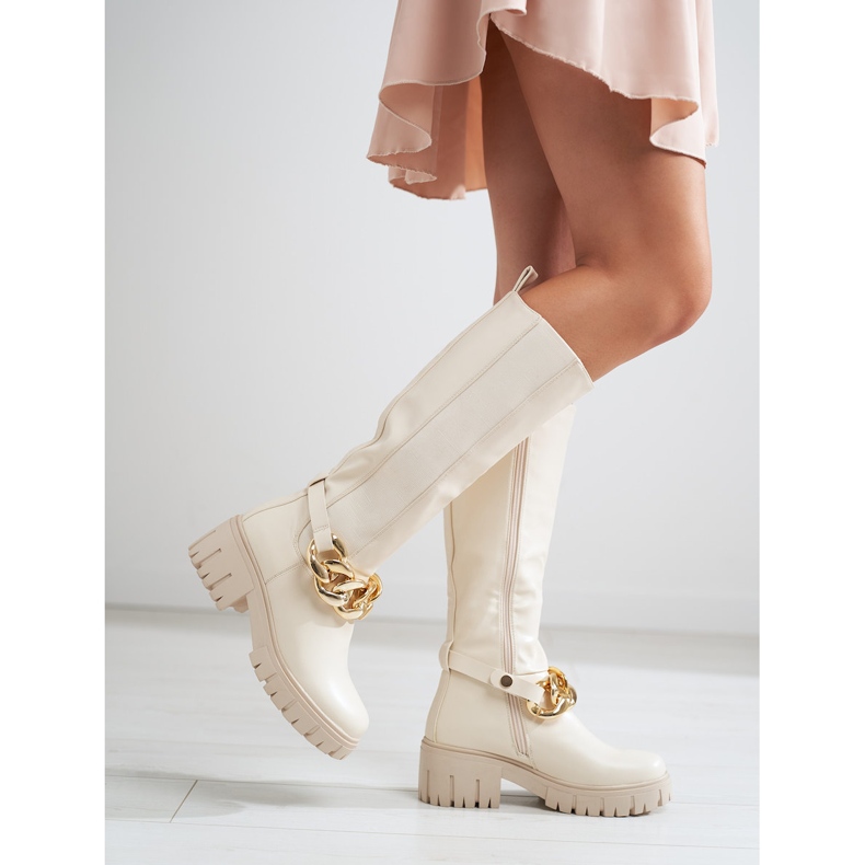 Botas beige de mujer con suela gruesa Shelovet fabricadas en piel ecológica 1