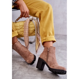 PG1 Botas De Ante Tacón Alto Con Cremallera Beige Sevione 8