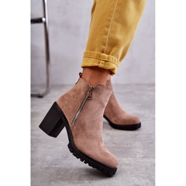 PG1 Botas De Ante Tacón Alto Con Cremallera Beige Sevione 2
