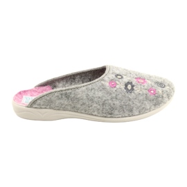 Pantuflas de Fieltro Gris Adanex 27885 Sara con Flores rosa 1