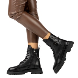 Botas para mujeres con un pin de seguridad y cadena negra Filippo DBT4059 negro 3
