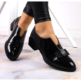 Zapatos lacados negros Potocki 4