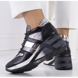 Deportivas negras y metalizadas en la cuña Ifruf negro plata 2