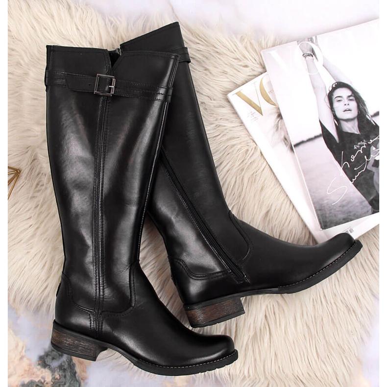 Botas de mujer Dolce Pietro de piel en negro 1