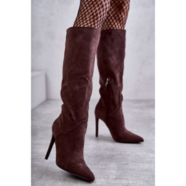 WS1 Botas clásicas de ante marrón sobre un marrón Ameya 2