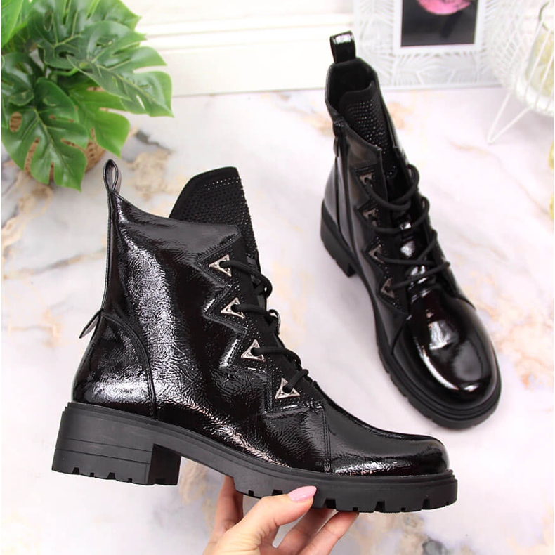 S.Barski Botas de charol negro con lentejuelas de S. Bararski 1