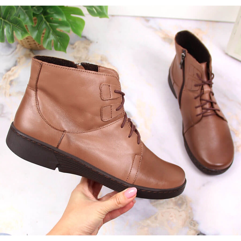 Botas cómodas de cuero marrón para mujer con aislamiento marrón Łukbut LUK1816B 1 Botas cómodas de cuero marrón para mujer con aislamiento marrón Łukbut LUK1816B 1