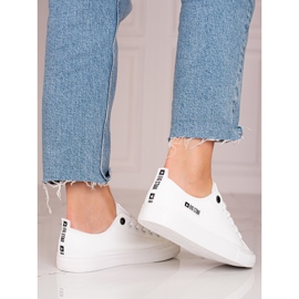 Zapatillas de mujer Big Star KK274010 blanco 1