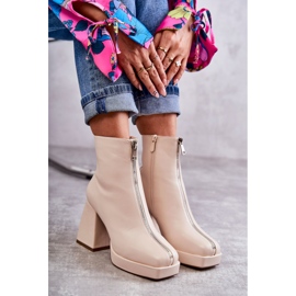 Botas De Mujer De Tacón Grueso Con Cremallera Beige Carrera 8