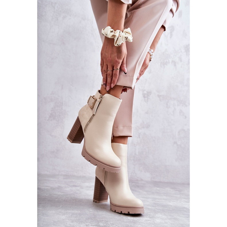 FE1 Botas De Tacón Ecopiel Con Cremallera Decorativa Beige Rosita 2