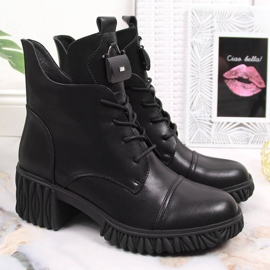 Botas de mujer de piel Artiker negras en el poste negro 3