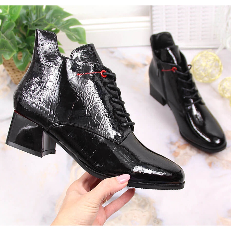 Botas de mujer lacadas Jezzi JEZ371 negras con aislamiento negro 1 Botas de mujer lacadas Jezzi JEZ371 negras con aislamiento negro 1