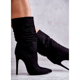 Botas negras arrugadas de mujer negro 6