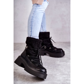 Botas de nieve de mujer Black Sanna con piel de oveja negro 1