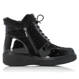 Botas de cuero con aislamiento de cuero negro Rieker 93312-00 en la plataforma 11