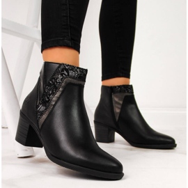 Botas de mujer de piel en el puesto negro Rieker Y2063-00 3