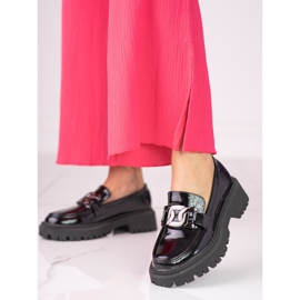 Mocasines de mujer Shelovet negros fabricados en charol 1